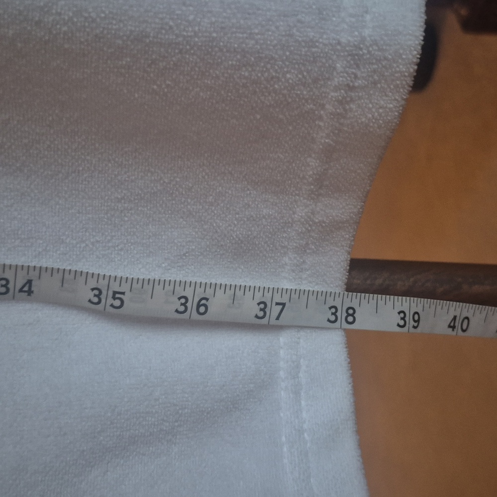 White Plush Bathrobe - Picture 7 of 8